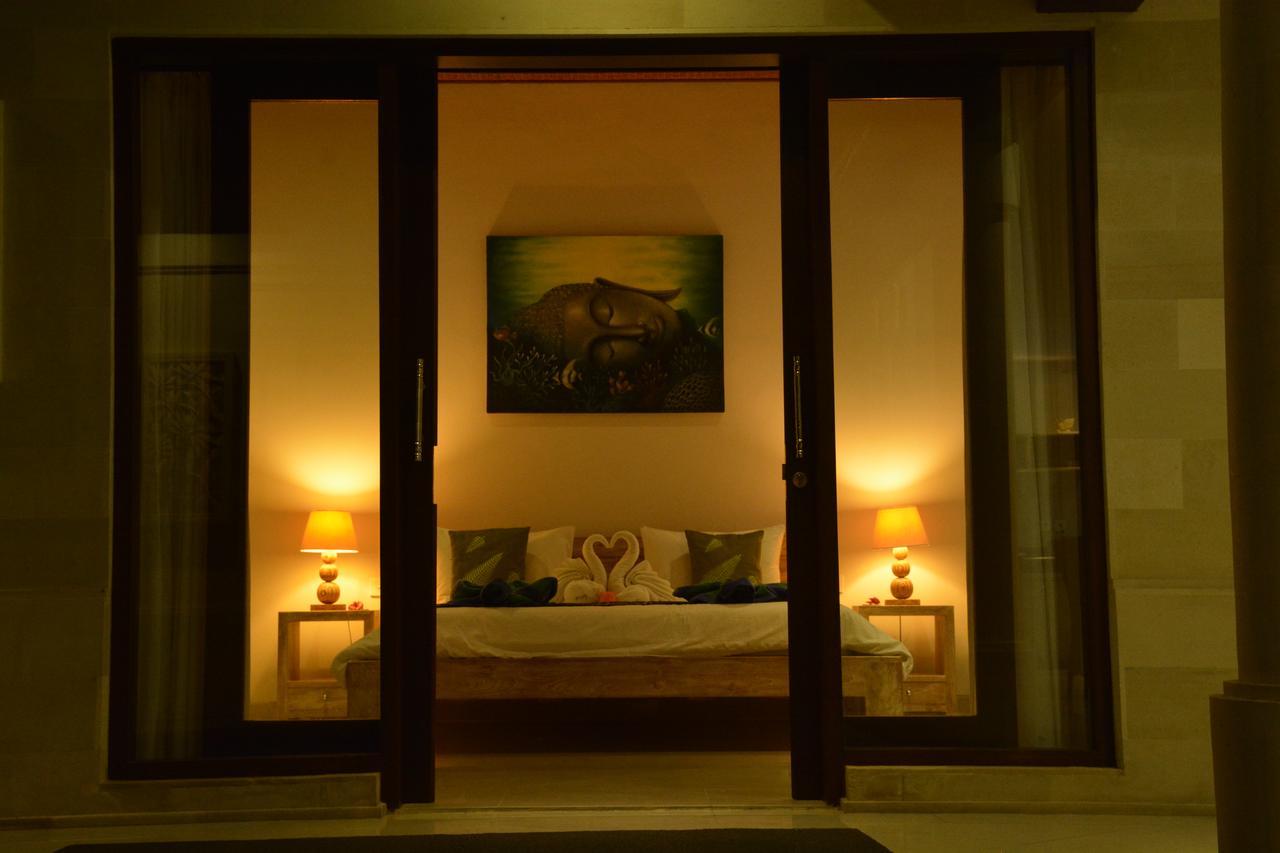 ตามัน เกศารี วิลลา Villa ซานูร์ ภายนอก รูปภาพ