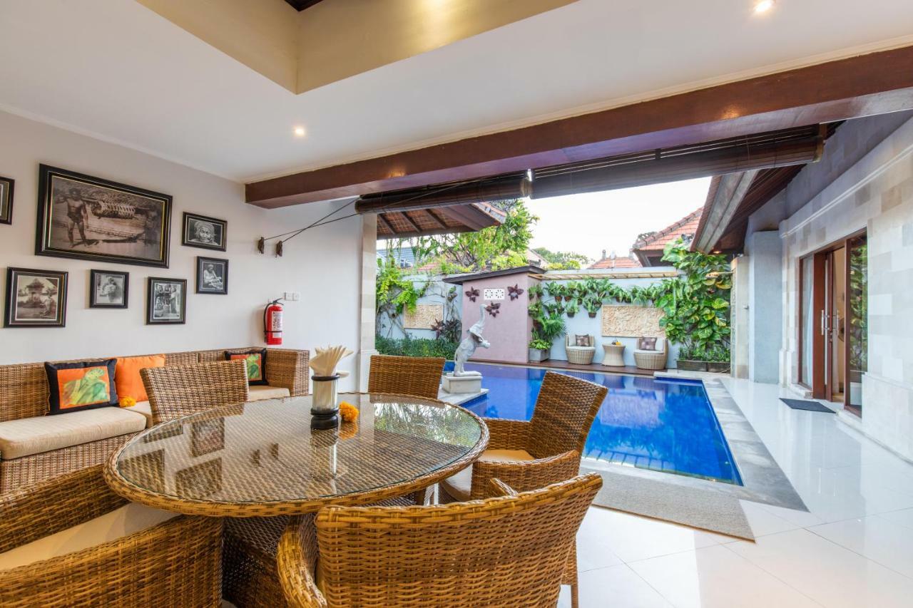 ตามัน เกศารี วิลลา Villa ซานูร์ ภายนอก รูปภาพ